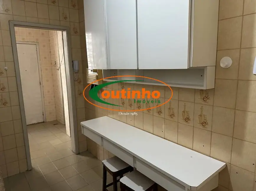 Apartamento com 3 quartos à venda, 104m2 em Tijuca, Rio De Janeiro - RJ - imagem 7 Foto 7 de Apartamento com 3 quartos à venda, 104m2 em Tijuca, Rio De Janeiro - RJ