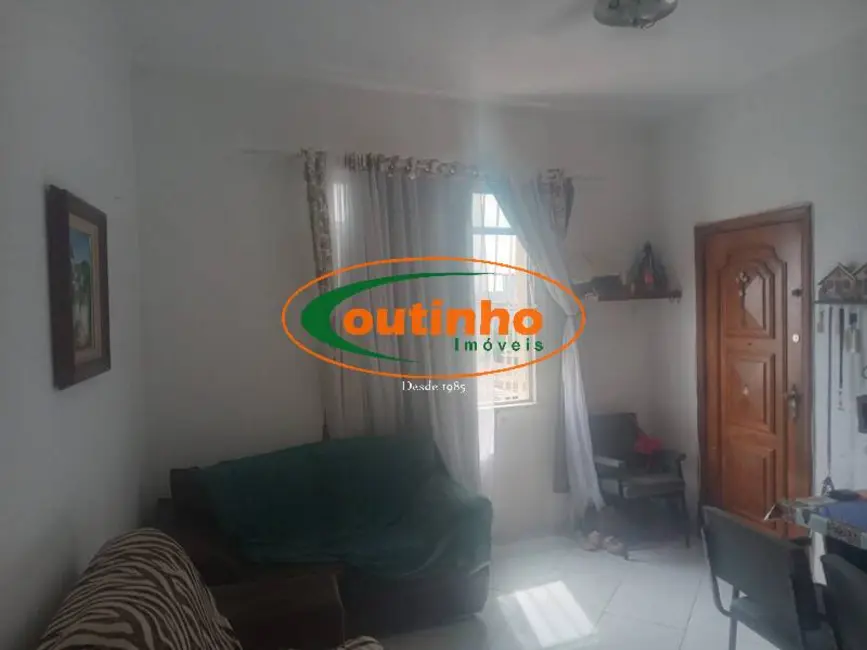 Apartamento com 3 quartos à venda, 80m2 em São Cristóvão, Rio De Janeiro - RJ - imagem 3 Foto 3 de Apartamento com 3 quartos à venda, 80m2 em São Cristóvão, Rio De Janeiro - RJ