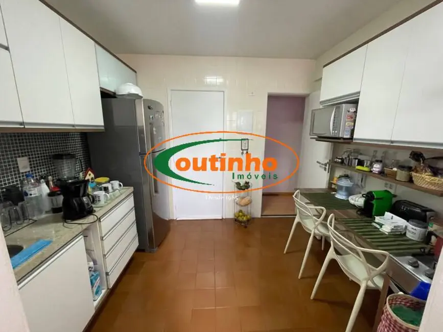 Foto 2 de Apartamento com 2 quartos à venda, 72m2 em Vila Isabel, Rio De Janeiro - RJ