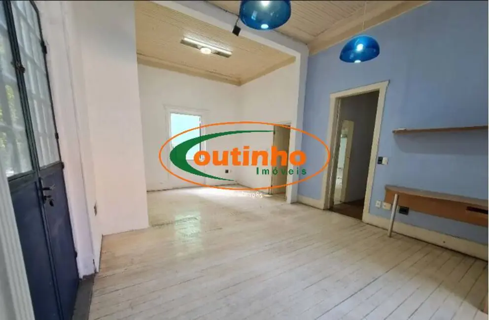 Casa com 6 quartos à venda, 312m2 em Tijuca, Rio De Janeiro - RJ - imagem 4 Foto 4 de Casa com 6 quartos à venda, 312m2 em Tijuca, Rio De Janeiro - RJ
