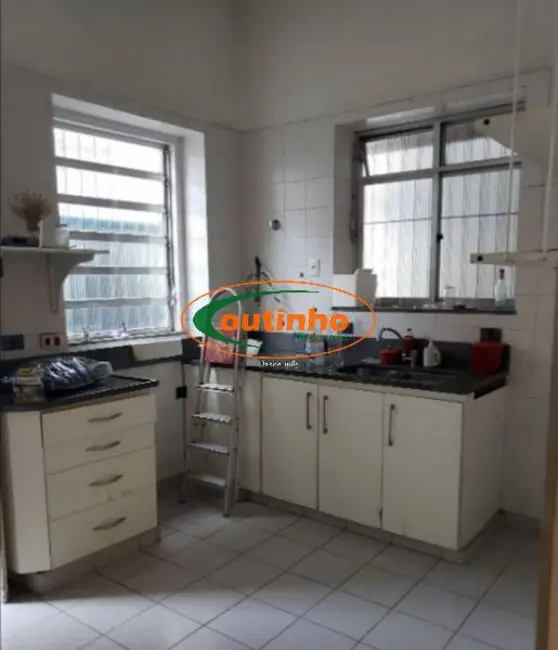 Casa com 6 quartos à venda, 312m2 em Tijuca, Rio De Janeiro - RJ - imagem 9 Foto 9 de Casa com 6 quartos à venda, 312m2 em Tijuca, Rio De Janeiro - RJ