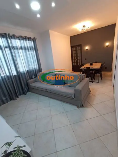 Foto 4 de Apartamento com 2 quartos à venda, 69m2 em Grajaú, Rio De Janeiro - RJ