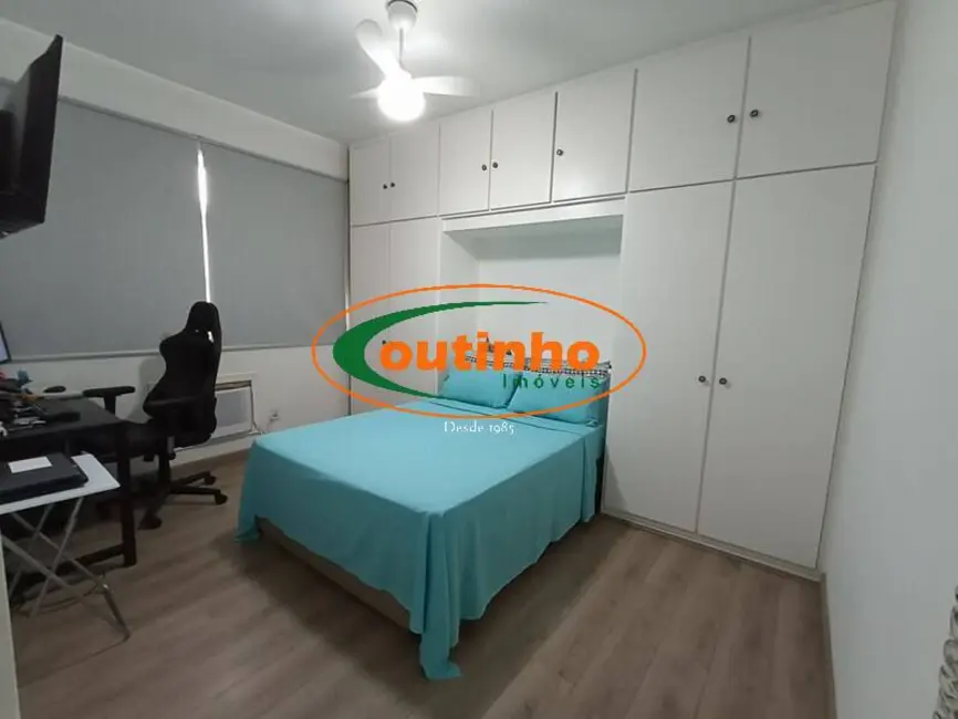 Foto 8 de Apartamento com 2 quartos à venda, 69m2 em Grajaú, Rio De Janeiro - RJ