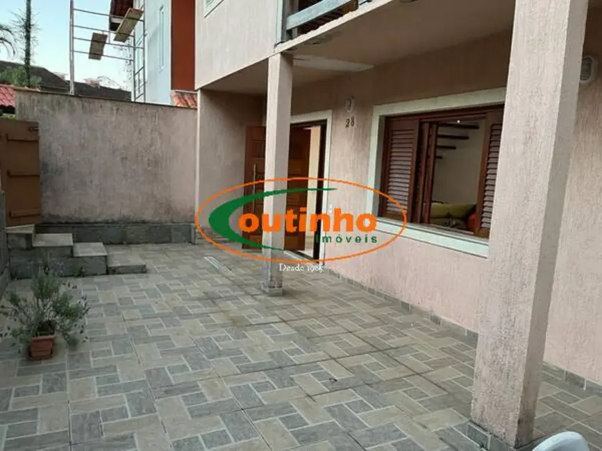 Casa com 3 quartos à venda, 146m2 em Alto, Teresopolis - RJ - imagem 9 Foto 9 de Casa com 3 quartos à venda, 146m2 em Alto, Teresopolis - RJ