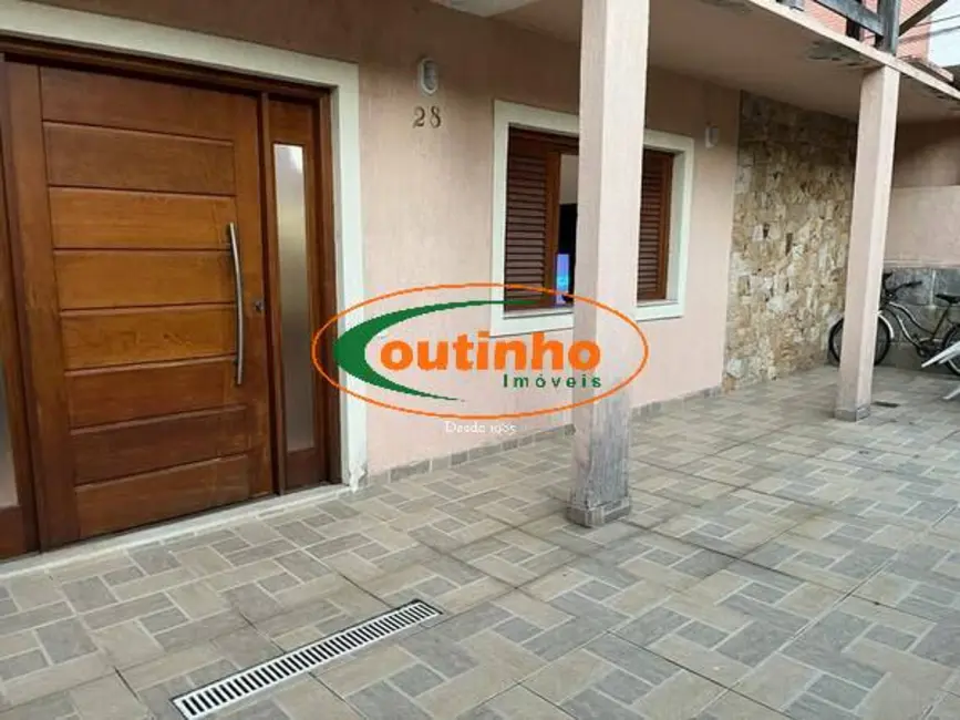 Casa com 3 quartos à venda, 146m2 em Alto, Teresopolis - RJ - imagem 8 Foto 8 de Casa com 3 quartos à venda, 146m2 em Alto, Teresopolis - RJ