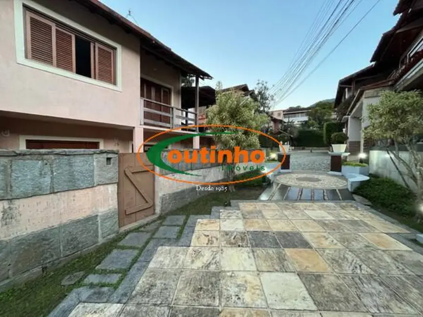 Casa com 3 quartos à venda, 146m2 em Alto, Teresopolis - RJ - imagem 5 Foto 5 de Casa com 3 quartos à venda, 146m2 em Alto, Teresopolis - RJ