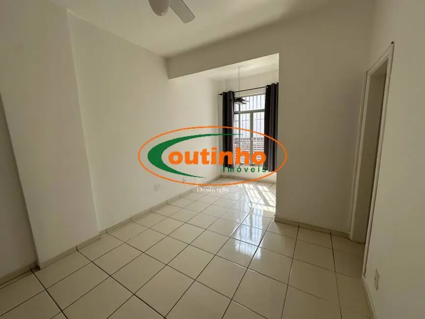 Foto 1 de Apartamento com 2 quartos à venda, 70m2 em Grajaú, Rio De Janeiro - RJ