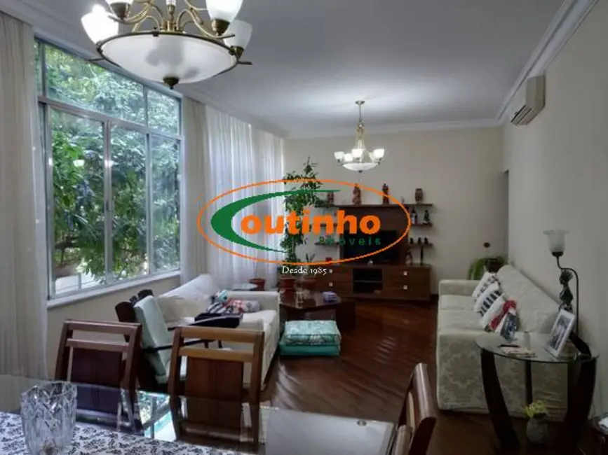 Foto 2 de Apartamento com 3 quartos à venda, 130m2 em Tijuca, Rio De Janeiro - RJ