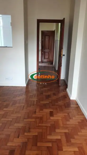 Apartamento com 2 quartos à venda, 72m2 em Tijuca, Rio De Janeiro - RJ - imagem 3 Foto 3 de Apartamento com 2 quartos à venda, 72m2 em Tijuca, Rio De Janeiro - RJ