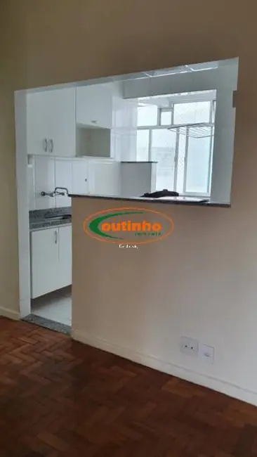 Apartamento com 2 quartos à venda, 72m2 em Tijuca, Rio De Janeiro - RJ - imagem 6 Foto 6 de Apartamento com 2 quartos à venda, 72m2 em Tijuca, Rio De Janeiro - RJ