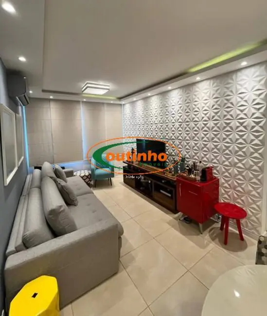 Foto 2 de Apartamento com 3 quartos à venda, 90m2 em Tijuca, Rio De Janeiro - RJ