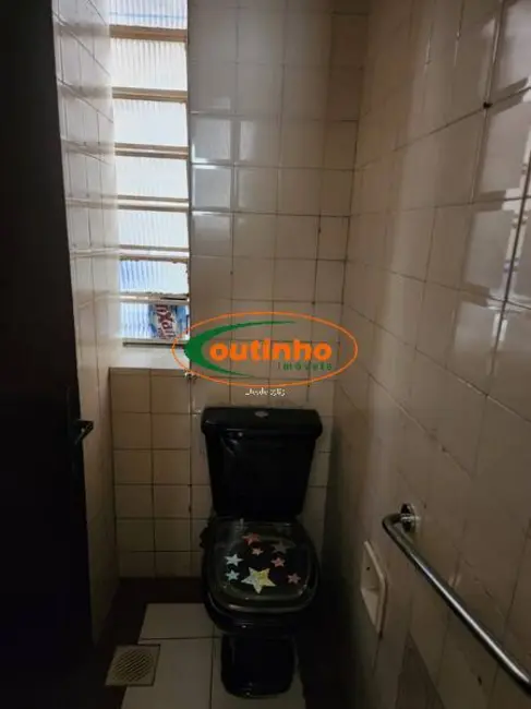 Sala Comercial à venda, 300m2 em Tijuca, Rio De Janeiro - RJ - imagem 7 Foto 7 de Sala Comercial à venda, 300m2 em Tijuca, Rio De Janeiro - RJ