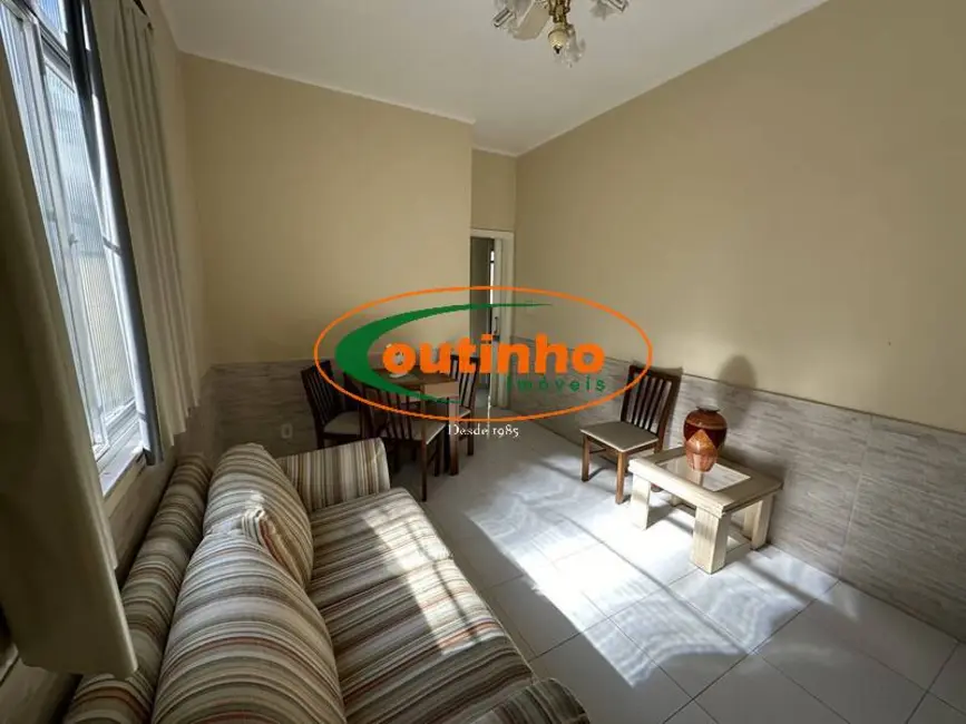 Apartamento com 2 quartos à venda, 70m2 em Maracanã, Rio De Janeiro - RJ - imagem 3 Foto 3 de Apartamento com 2 quartos à venda, 70m2 em Maracanã, Rio De Janeiro - RJ