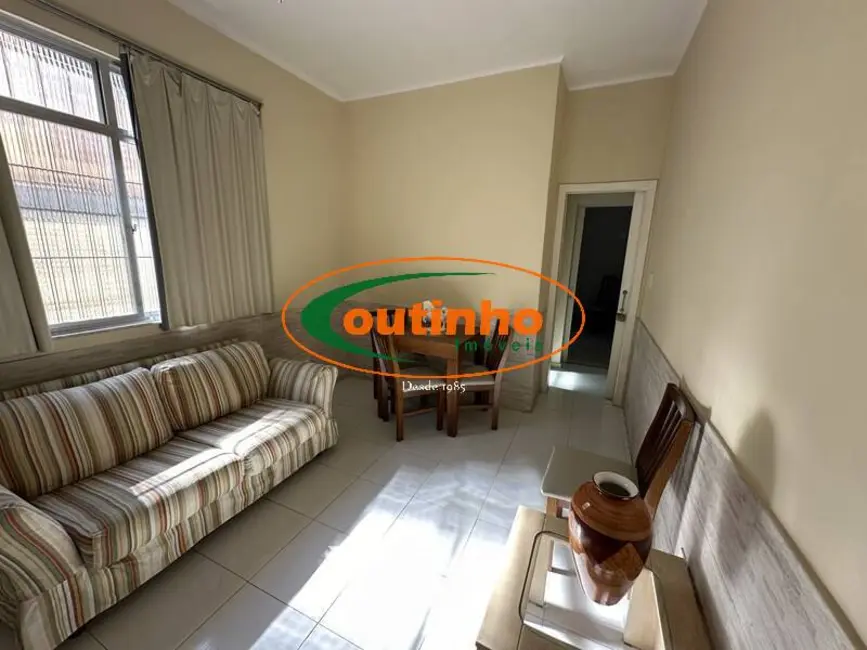 Foto 2 de Apartamento com 2 quartos à venda, 70m2 em Maracanã, Rio De Janeiro - RJ