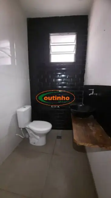 Sala Comercial à venda, 88m2 em Tijuca, Rio De Janeiro - RJ - imagem 9 Foto 9 de Sala Comercial à venda, 88m2 em Tijuca, Rio De Janeiro - RJ