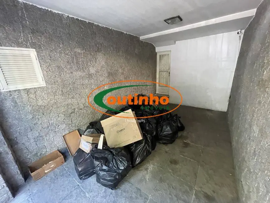 Casa com 5 quartos à venda, 160m2 em Tijuca, Rio De Janeiro - RJ - imagem 9 Foto 9 de Casa com 5 quartos à venda, 160m2 em Tijuca, Rio De Janeiro - RJ