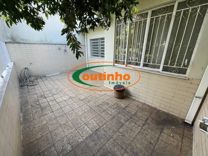 Casa com 5 quartos à venda, 160m2 em Tijuca, Rio De Janeiro - RJ - imagem 3 Foto 3 de Casa com 5 quartos à venda, 160m2 em Tijuca, Rio De Janeiro - RJ