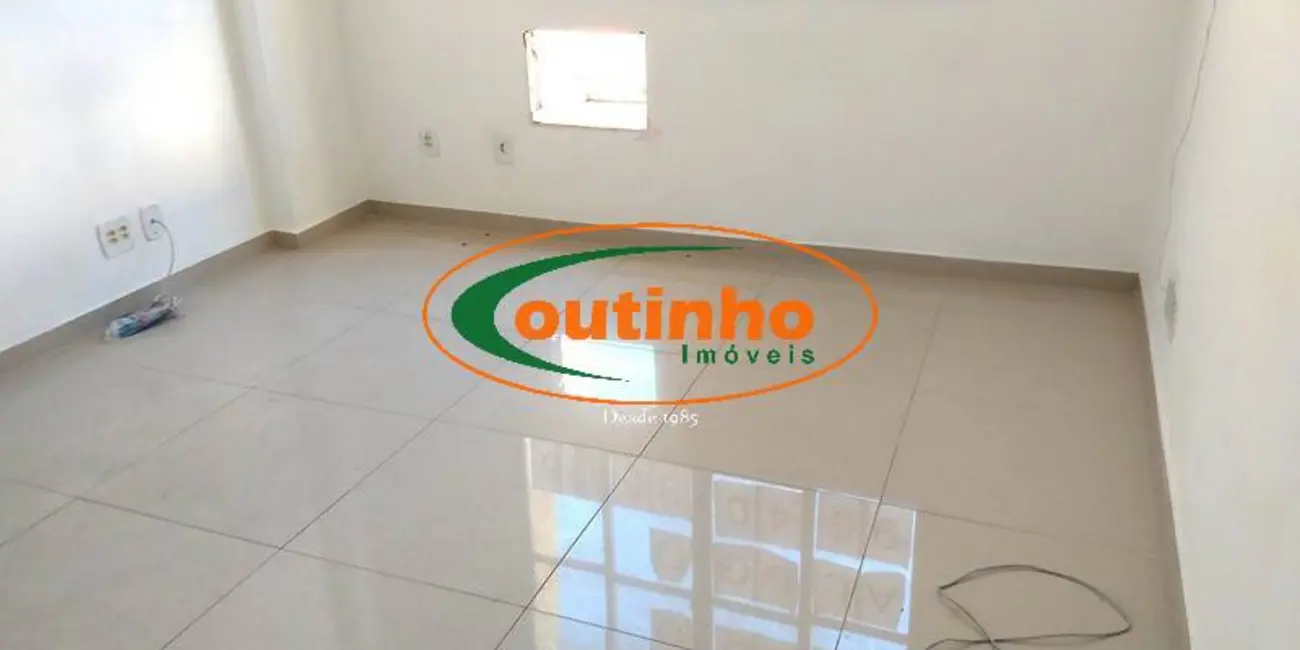 Sala Comercial à venda, 17m2 em Tijuca, Rio De Janeiro - RJ - imagem 3 Foto 3 de Sala Comercial à venda, 17m2 em Tijuca, Rio De Janeiro - RJ