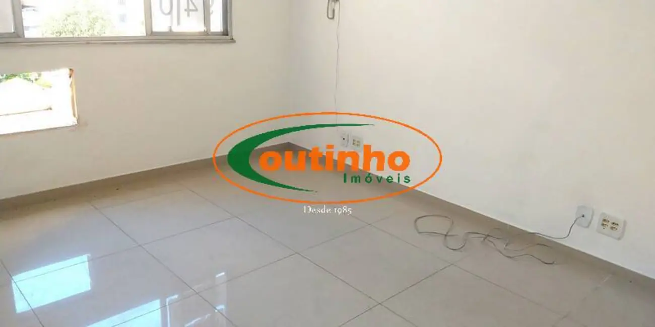Sala Comercial à venda, 17m2 em Tijuca, Rio De Janeiro - RJ - imagem 4 Foto 4 de Sala Comercial à venda, 17m2 em Tijuca, Rio De Janeiro - RJ