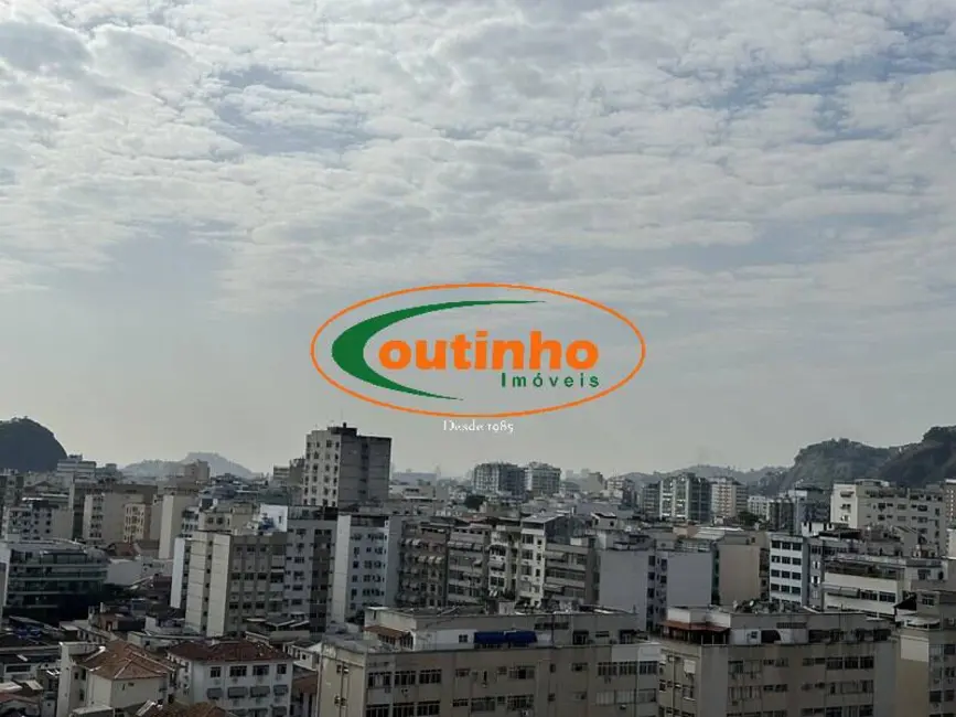 Cobertura com 4 quartos à venda, 250m2 em Tijuca, Rio De Janeiro - RJ - imagem 3 Foto 3 de Cobertura com 4 quartos à venda, 250m2 em Tijuca, Rio De Janeiro - RJ