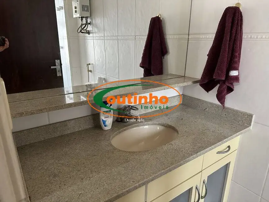 Cobertura com 4 quartos à venda, 250m2 em Tijuca, Rio De Janeiro - RJ - imagem 9 Foto 9 de Cobertura com 4 quartos à venda, 250m2 em Tijuca, Rio De Janeiro - RJ