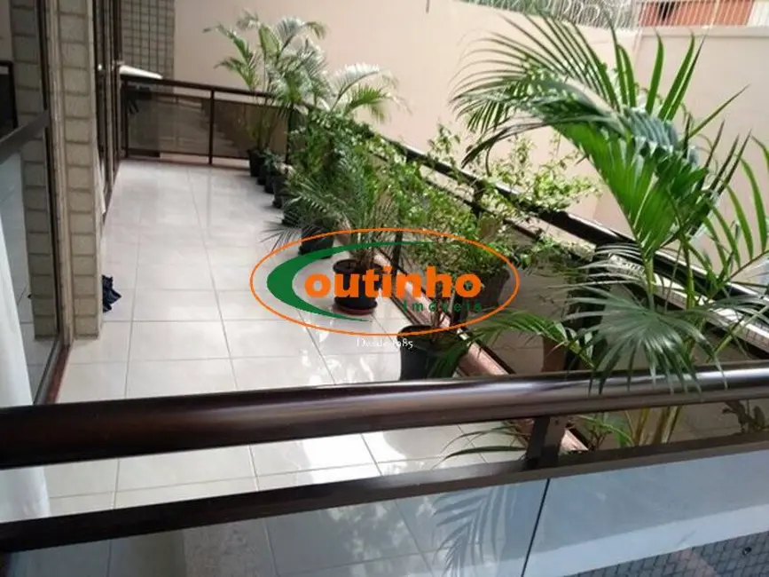 Foto 2 de Apartamento com 3 quartos à venda, 100m2 em Tijuca, Rio De Janeiro - RJ