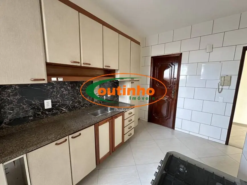 Apartamento com 3 quartos à venda, 102m2 em Maracanã, Rio De Janeiro - RJ - imagem 6 Foto 6 de Apartamento com 3 quartos à venda, 102m2 em Maracanã, Rio De Janeiro - RJ