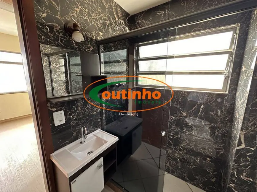 Apartamento com 3 quartos à venda, 102m2 em Maracanã, Rio De Janeiro - RJ - imagem 5 Foto 5 de Apartamento com 3 quartos à venda, 102m2 em Maracanã, Rio De Janeiro - RJ