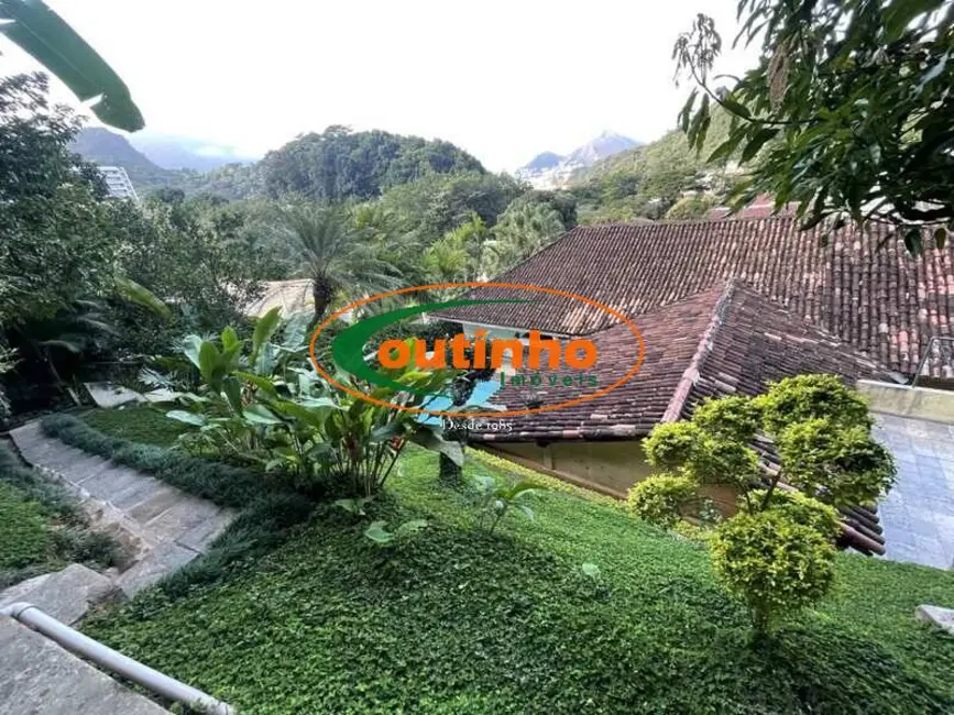 Casa com 6 quartos à venda, 436m2 em Alto da Boa Vista, Rio De Janeiro - RJ - imagem 8 Foto 8 de Casa com 6 quartos à venda, 436m2 em Alto da Boa Vista, Rio De Janeiro - RJ