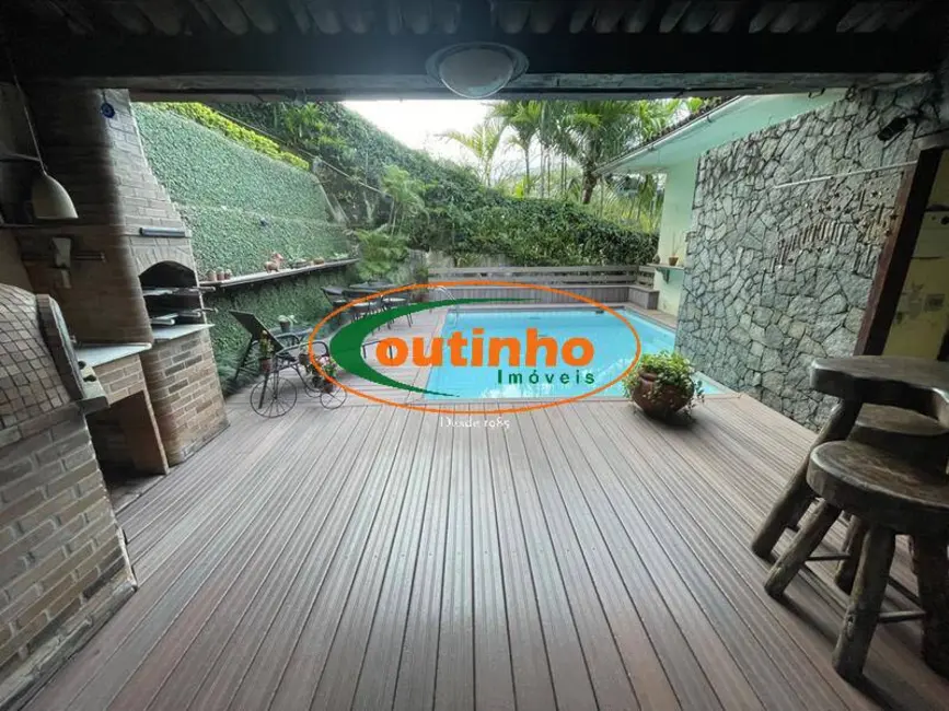 Casa com 6 quartos à venda, 436m2 em Alto da Boa Vista, Rio De Janeiro - RJ - imagem 3 Foto 3 de Casa com 6 quartos à venda, 436m2 em Alto da Boa Vista, Rio De Janeiro - RJ