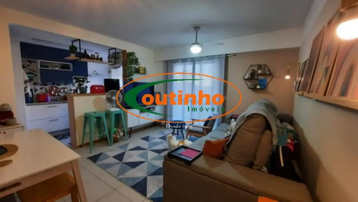 Foto 2 de Apartamento com 2 quartos à venda, 65m2 em Tijuca, Rio De Janeiro - RJ