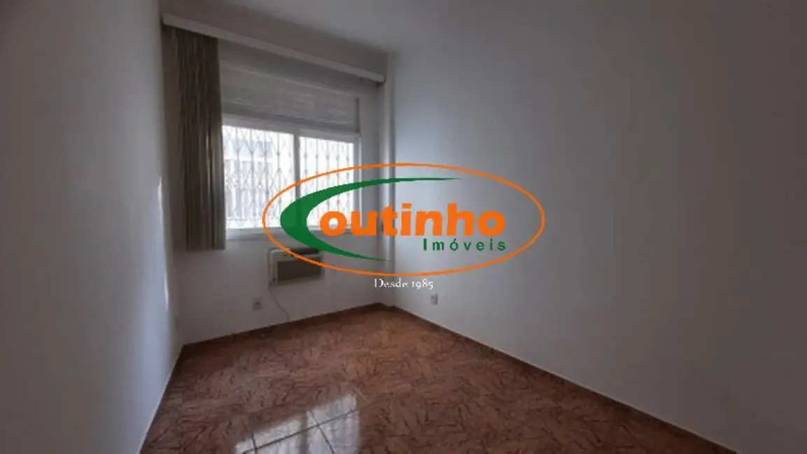 Foto 8 de Apartamento com 2 quartos à venda, 60m2 em Grajaú, Rio De Janeiro - RJ