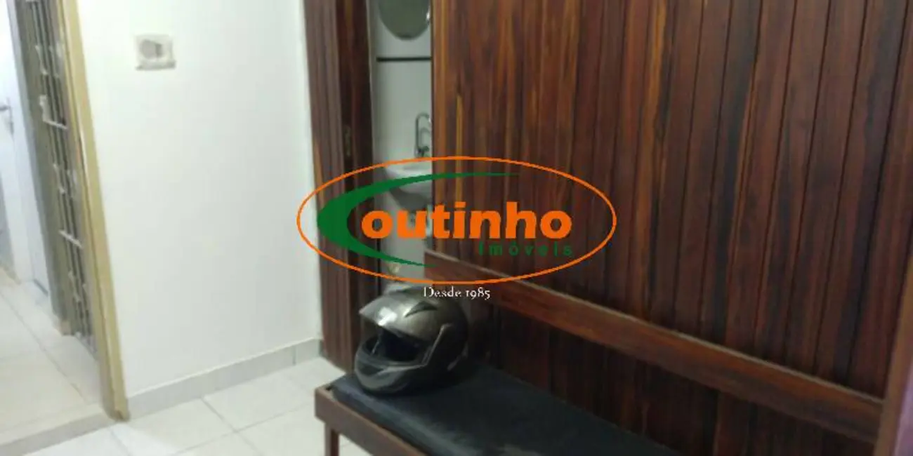 Sala Comercial à venda, 22m2 em Tijuca, Rio De Janeiro - RJ - imagem 5 Foto 5 de Sala Comercial à venda, 22m2 em Tijuca, Rio De Janeiro - RJ