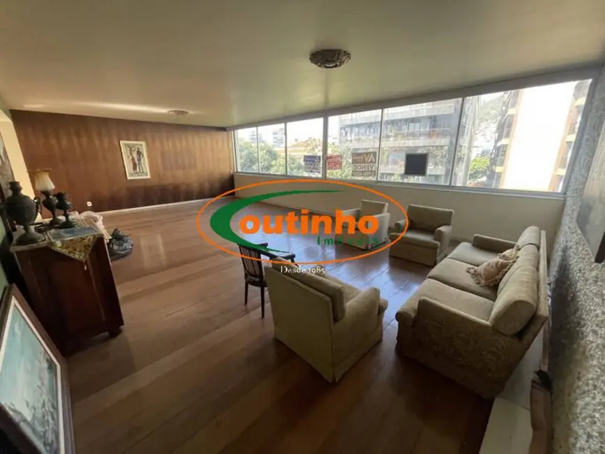 Foto 1 de Apartamento com 4 quartos à venda, 240m2 em Tijuca, Rio De Janeiro - RJ