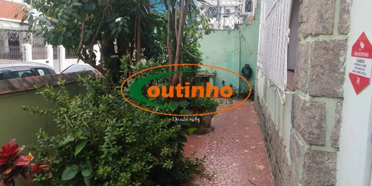 Foto 3 de Casa com 7 quartos à venda, 234m2 em Tijuca, Rio De Janeiro - RJ