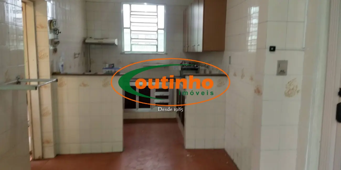 Foto 9 de Casa com 7 quartos à venda, 234m2 em Tijuca, Rio De Janeiro - RJ