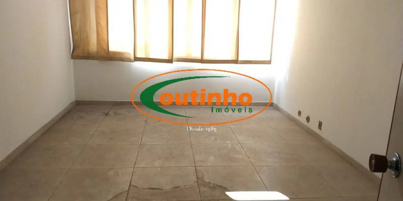 Sala Comercial à venda, 28m2 em Méier, Rio De Janeiro - RJ - imagem 4 Foto 4 de Sala Comercial à venda, 28m2 em Méier, Rio De Janeiro - RJ