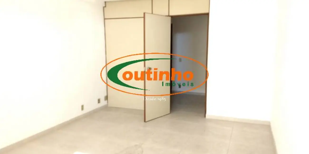 Sala Comercial à venda, 28m2 em Méier, Rio De Janeiro - RJ - imagem 5 Foto 5 de Sala Comercial à venda, 28m2 em Méier, Rio De Janeiro - RJ