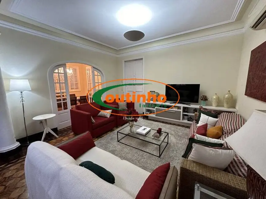 Casa com 4 quartos à venda, 200m2 em Tijuca, Rio De Janeiro - RJ - imagem 9 Foto 9 de Casa com 4 quartos à venda, 200m2 em Tijuca, Rio De Janeiro - RJ