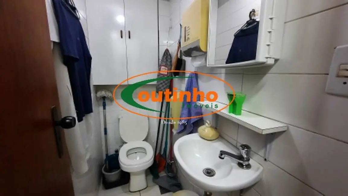 Sala Comercial à venda, 30m2 em Tijuca, Rio De Janeiro - RJ - imagem 9 Foto 9 de Sala Comercial à venda, 30m2 em Tijuca, Rio De Janeiro - RJ