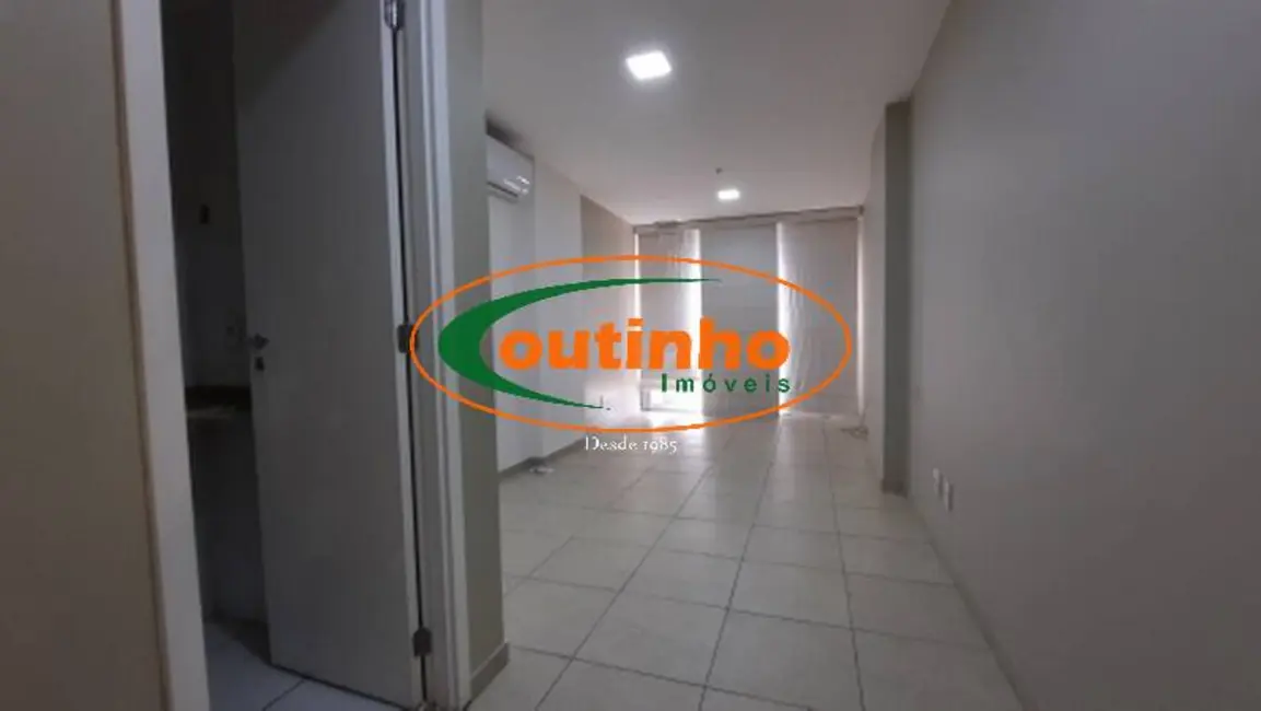 Sala Comercial à venda, 22m2 em Tijuca, Rio De Janeiro - RJ - imagem 8 Foto 8 de Sala Comercial à venda, 22m2 em Tijuca, Rio De Janeiro - RJ