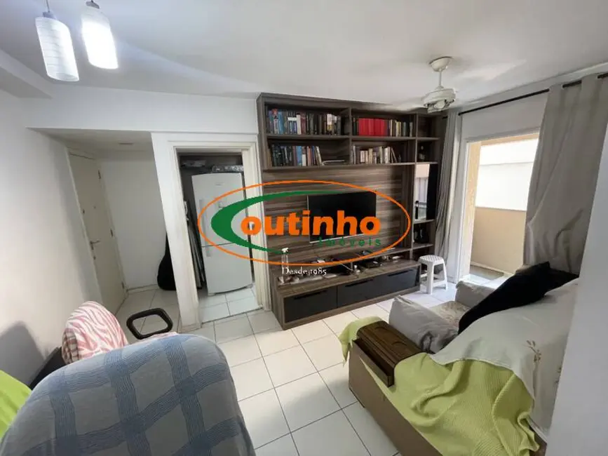 Foto 3 de Apartamento com 2 quartos à venda, 62m2 em Tijuca, Rio De Janeiro - RJ