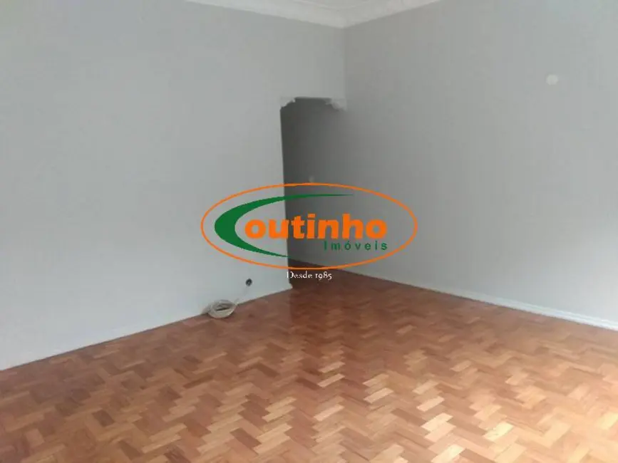 Foto 4 de Apartamento com 2 quartos à venda, 90m2 em Praça da Bandeira, Rio De Janeiro - RJ