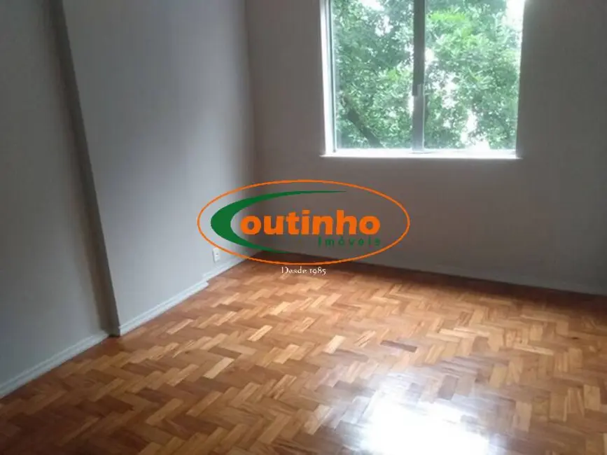 Foto 6 de Apartamento com 2 quartos à venda, 90m2 em Praça da Bandeira, Rio De Janeiro - RJ