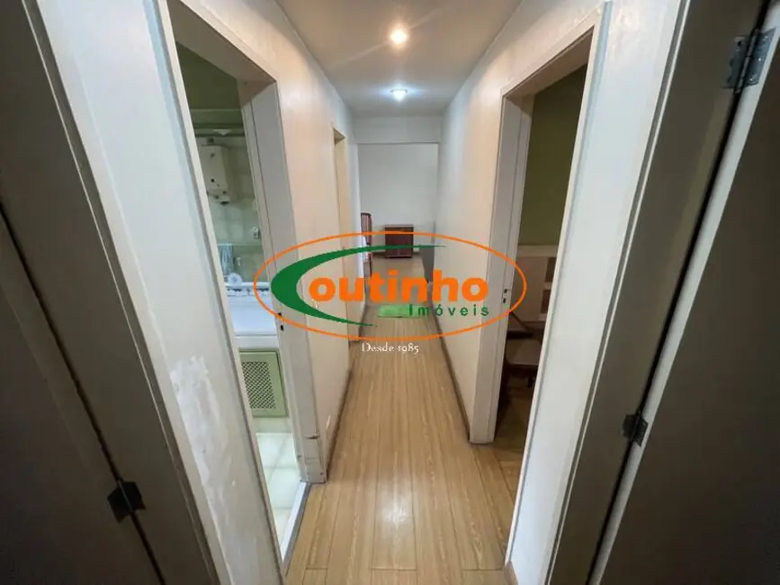 Apartamento com 3 quartos à venda, 90m2 em Tijuca, Rio De Janeiro - RJ - imagem 8 Foto 8 de Apartamento com 3 quartos à venda, 90m2 em Tijuca, Rio De Janeiro - RJ