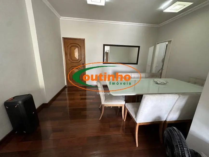 Apartamento com 2 quartos à venda, 116m2 em Tijuca, Rio De Janeiro - RJ - imagem 5 Foto 5 de Apartamento com 2 quartos à venda, 116m2 em Tijuca, Rio De Janeiro - RJ