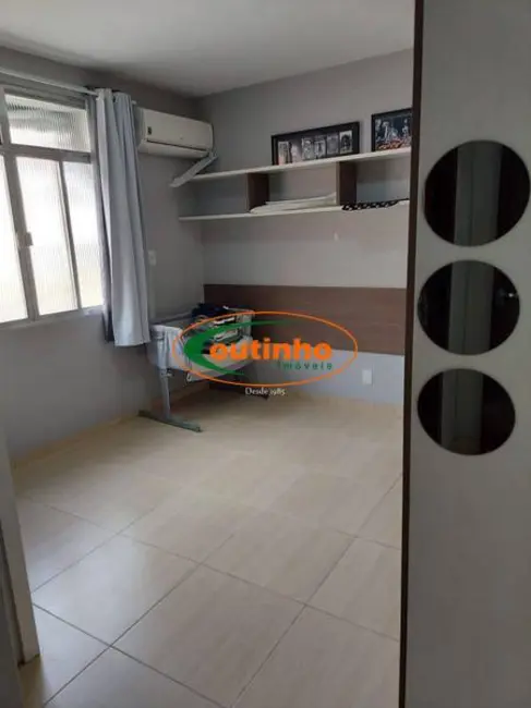 Casa com 2 quartos à venda, 116m2 em Vila Isabel, Rio De Janeiro - RJ - imagem 9 Foto 9 de Casa com 2 quartos à venda, 116m2 em Vila Isabel, Rio De Janeiro - RJ