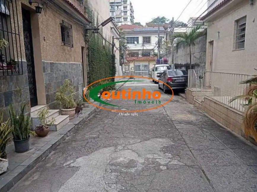 Foto 1 de Casa com 2 quartos à venda, 116m2 em Vila Isabel, Rio De Janeiro - RJ