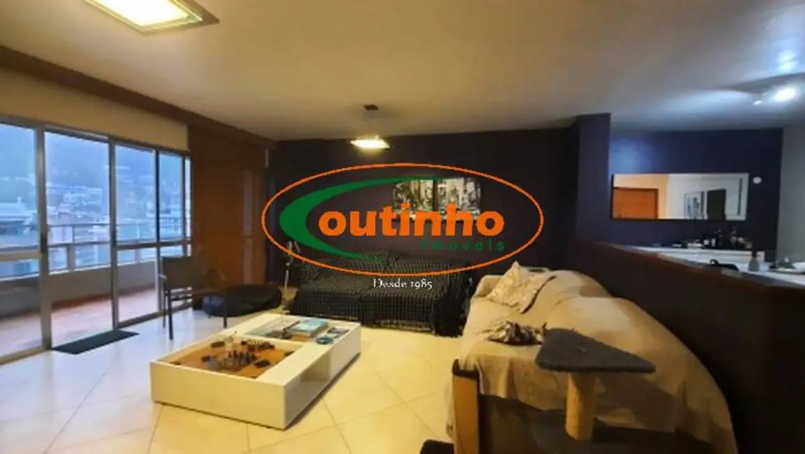 Apartamento com 4 quartos à venda, 171m2 em Tijuca, Rio De Janeiro - RJ - imagem 5 Foto 5 de Apartamento com 4 quartos à venda, 171m2 em Tijuca, Rio De Janeiro - RJ
