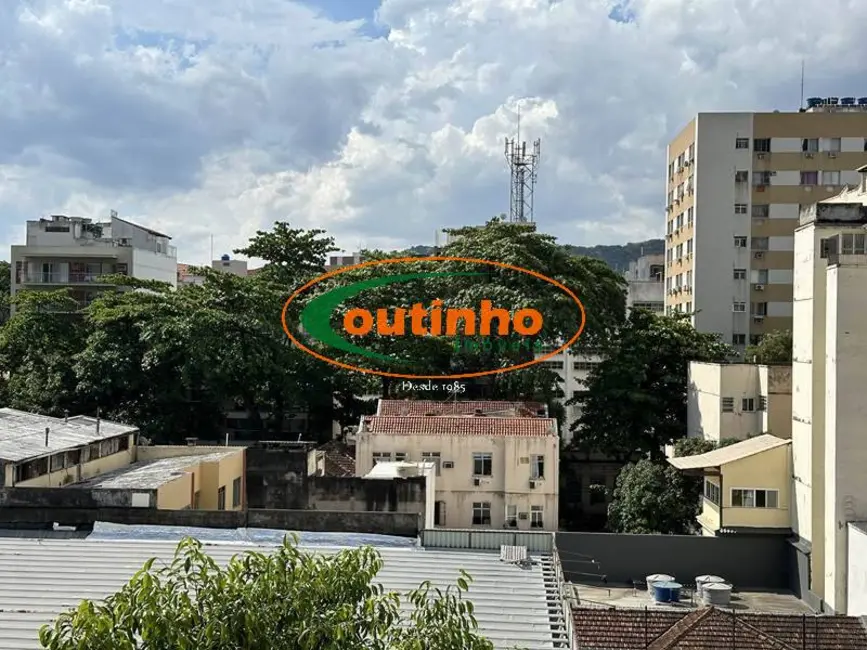 Foto 2 de Apartamento com 3 quartos à venda, 80m2 em Tijuca, Rio De Janeiro - RJ